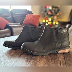 Sorel Emelie Ankle Chelsea Boots Womens Size 11 Black Leather Pull On